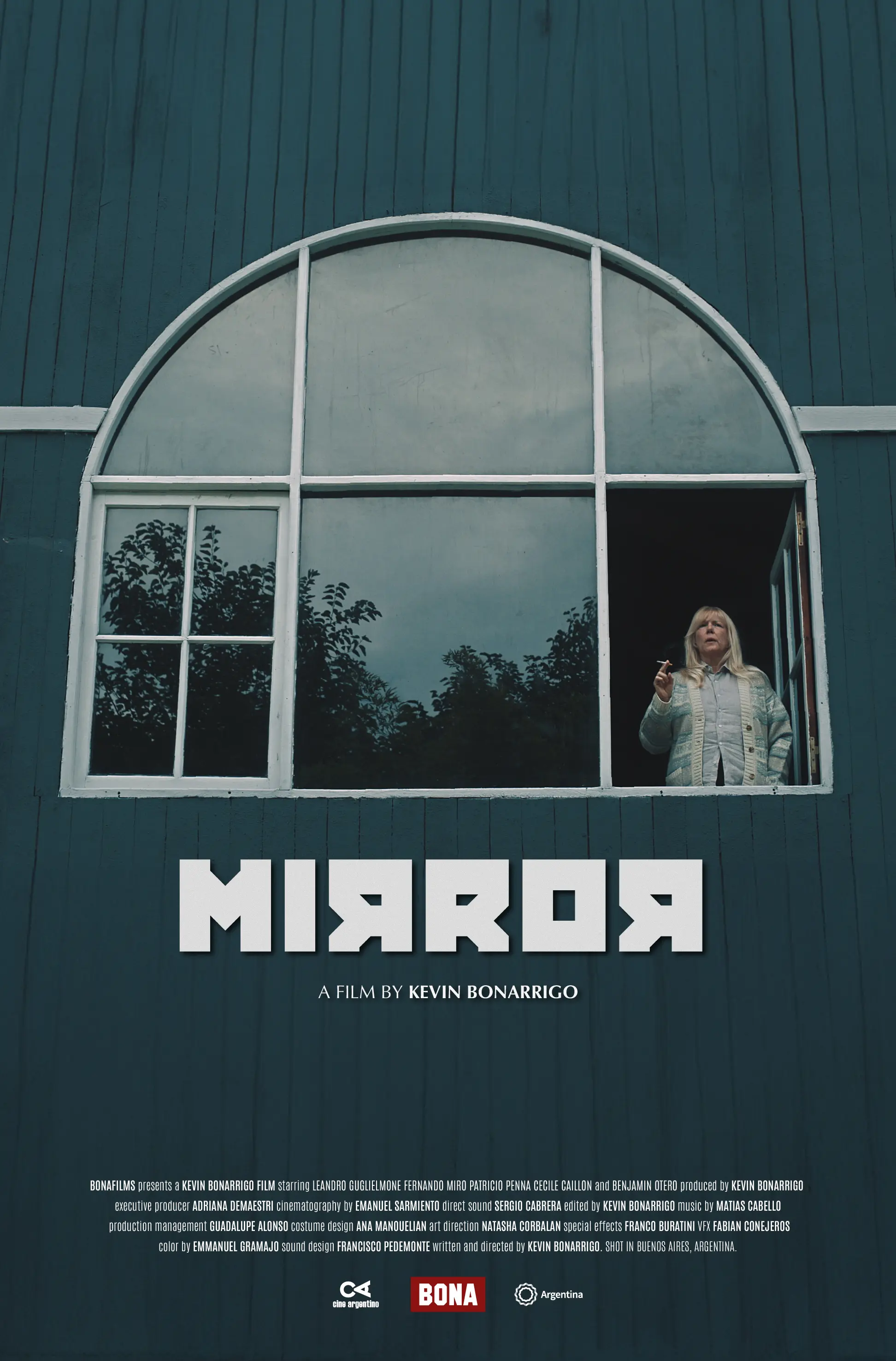 Cartel de la película "Mirror" (2024)